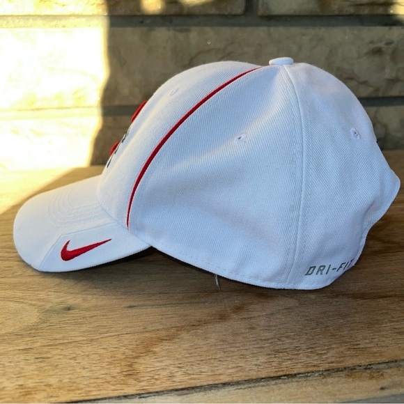 Ohio State University Buckeyes Block O Logo White Nike Dri-Fit One Size Ball Cap - Picture 4 of 6